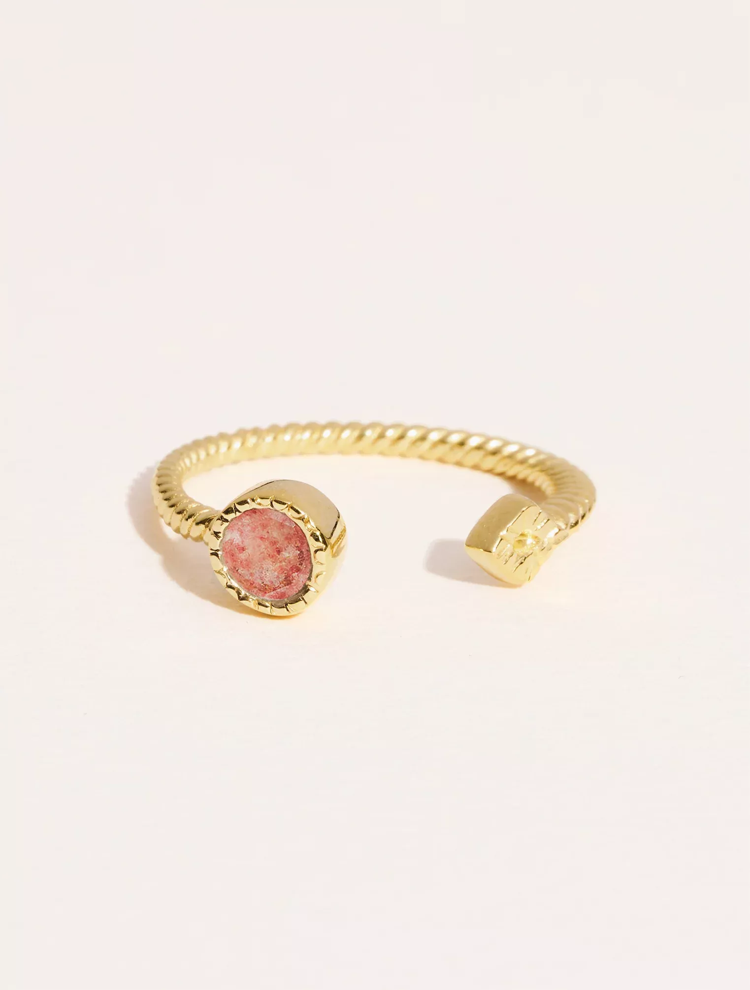 Be Maad Livy bague quartz fraise ajust